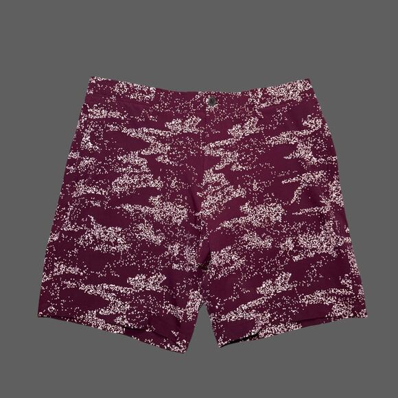Under Armour UA Golf Short Printed Short Size 36 NWT Burgundy 1377303-600 - Picture 1 of 8